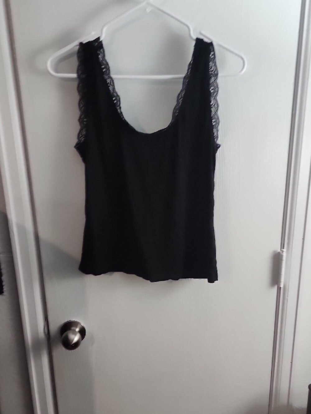Black Lace-Trim Lace-Up Tank Top - Picture 4 of 6